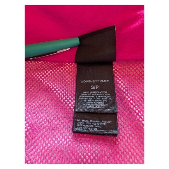 The North Face Women's Resolve Rain Jacket/Parka, Green & Pink - Picture 9 of 14